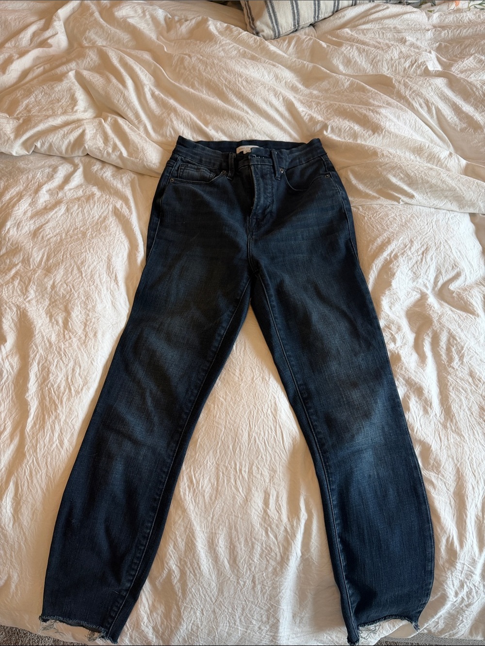 Good American Dark Indigo Ankle Jeans